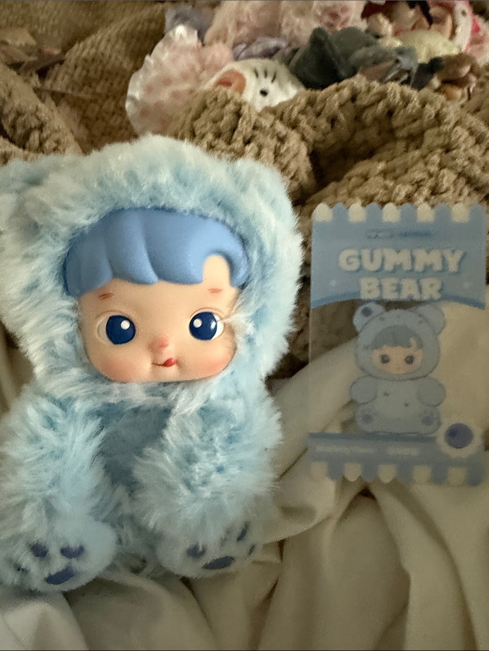 PopMart HACIPUPU Gummy Bear Series-Vinyl Plush
Pendant (Blueberry)